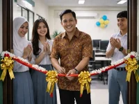 Peresmian Laboratorium Komputer Baru
